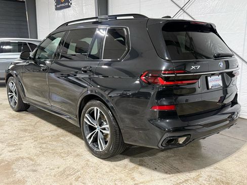 Used 2023 BMW X7 xDrive40i w/ M Sport Package AWD/4WD image 4