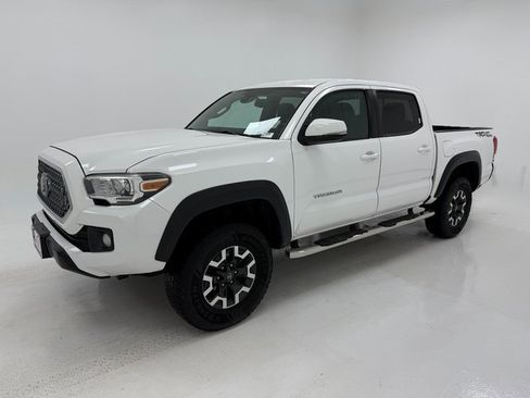 Used 2019 Toyota Tacoma TRD Off-Road image 36