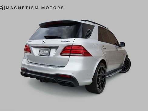 Used 2018 Mercedes-Benz GLE 63 AMG AMG GLE 63 4MATIC SUV image 5