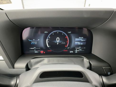 Used 2024 Lexus GX 550 w/ Accessory Package (Z1) image 19