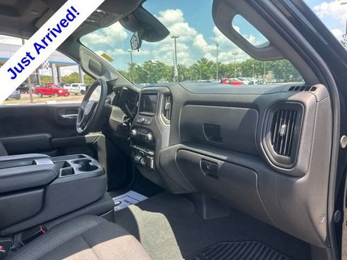 Used 2024 Chevrolet Silverado 1500 Custom AWD/4WD image 33