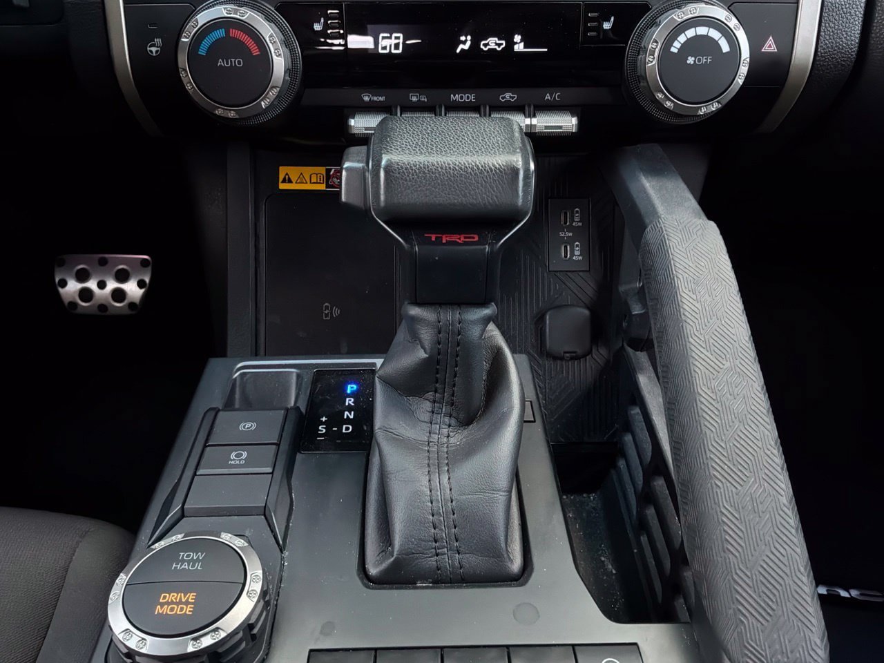 Used 2024 Toyota Tacoma TRD Sport w/ TRD Sport Upgrade Package RWD image 28