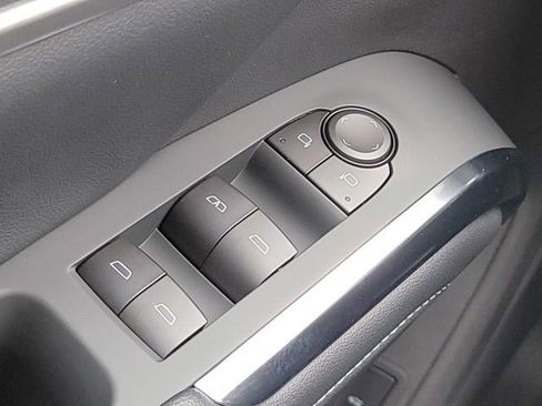 New 2026 Chevrolet Traverse LT w/ Sun and Wheel Package image 30