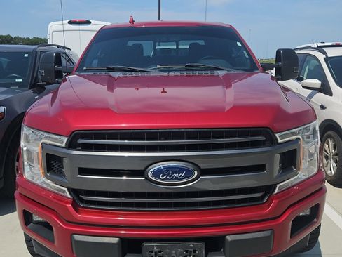 Used 2018 Ford F150 XLT w/ Equipment Group 302A Luxury AWD/4WD image 1