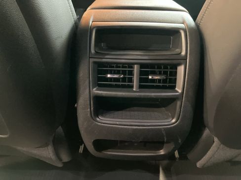 Used 2022 Cadillac XT5 Luxury image 24