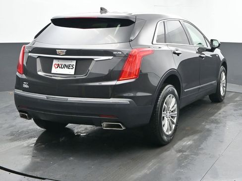 Used 2018 Cadillac XT5 Luxury w/ Driver Awareness Package image 10