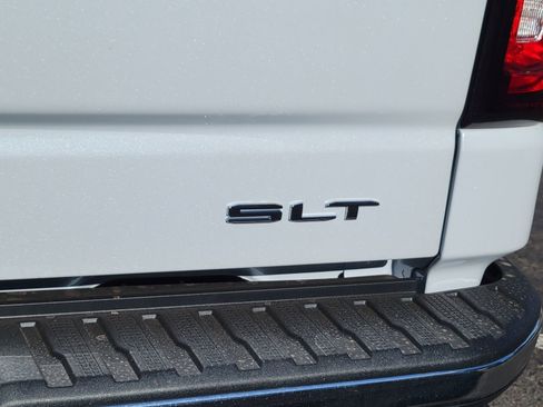 New 2026 GMC Sierra 1500 SLT w/ SLT Premium Plus Package image 10