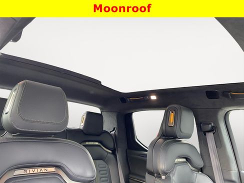 Used 2024 Rivian R1T Adventure AWD/4WD image 17