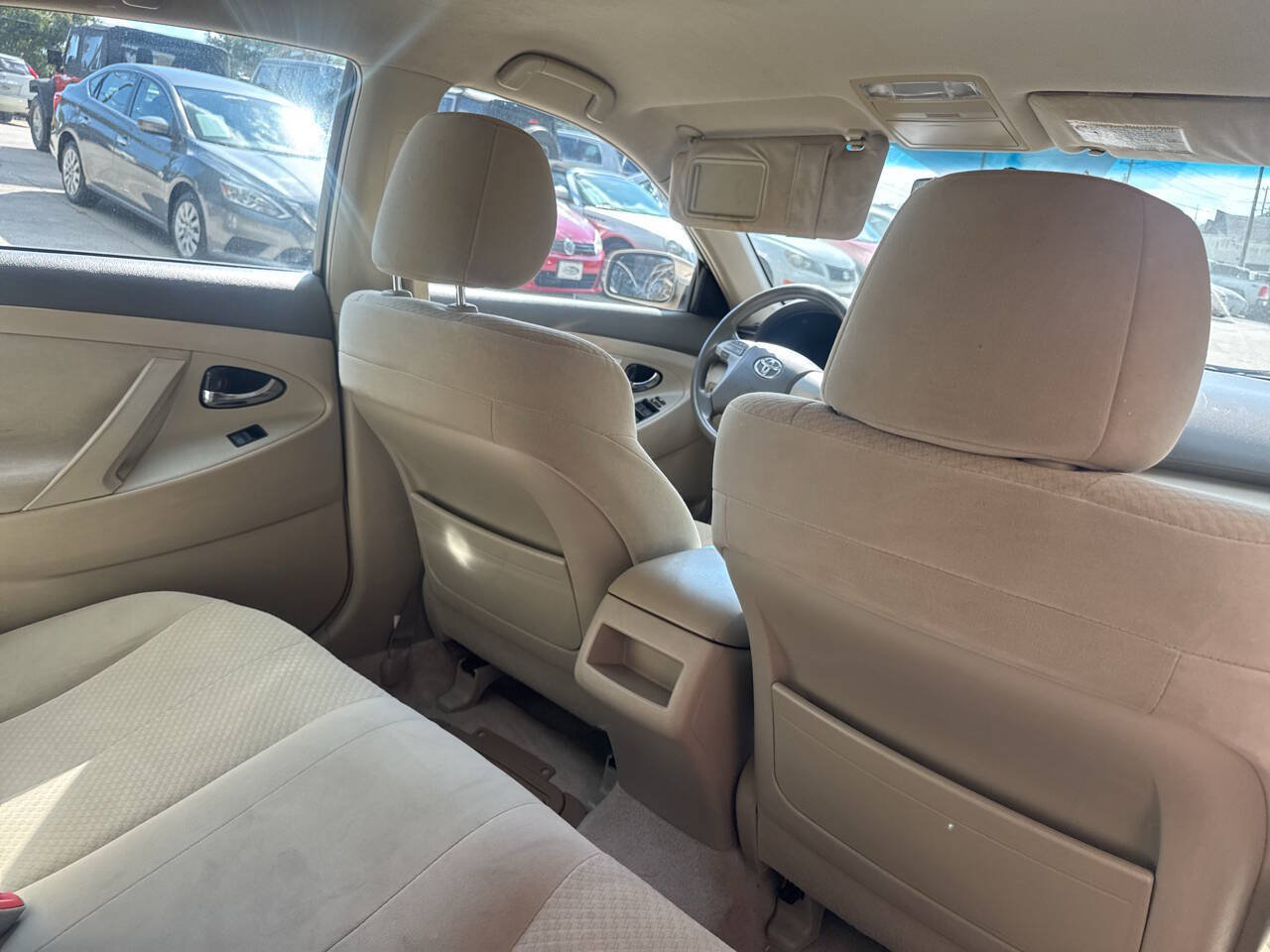 Used 2009 Toyota Camry LE FWD image 15