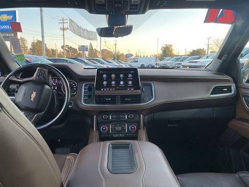 Used 2021 Chevrolet Tahoe High Country w/ Premium Package image 45