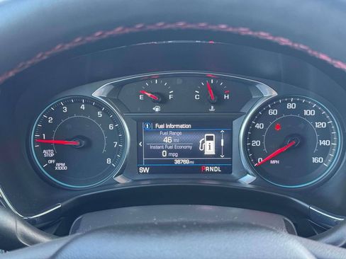 Used 2023 Chevrolet Equinox RS AWD/4WD image 27