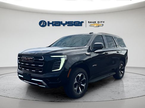 Used 2025 GMC Yukon AT4 AWD/4WD image 3