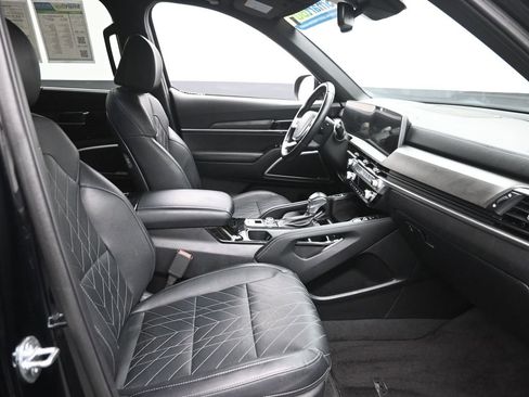 Used 2024 Kia Telluride EX X-Line image 7