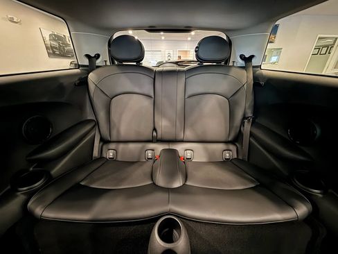 Used 2017 MINI Cooper S FWD image 18