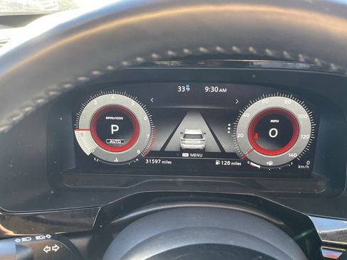 Used 2023 Nissan Pathfinder Platinum image 15