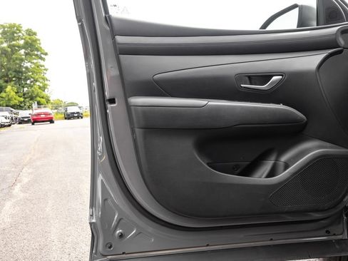 Certified 2025 Hyundai Tucson SE AWD/4WD image 28