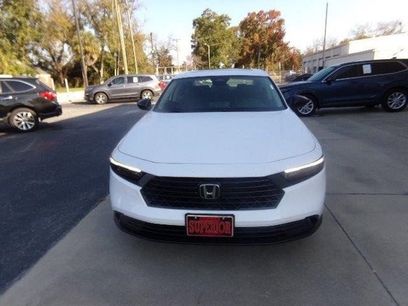 New 2025 Honda Accord SE