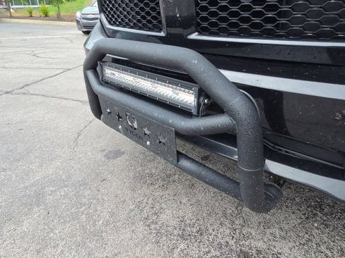 Used 2017 RAM 1500 Express w/ Black Ram 1500 Express Group AWD/4WD image 35