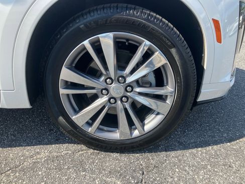 Used 2020 Cadillac XT6 Premium Luxury FWD image 29