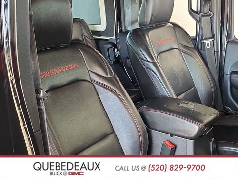 Used 2018 Jeep Wrangler Unlimited Rubicon AWD/4WD image 31