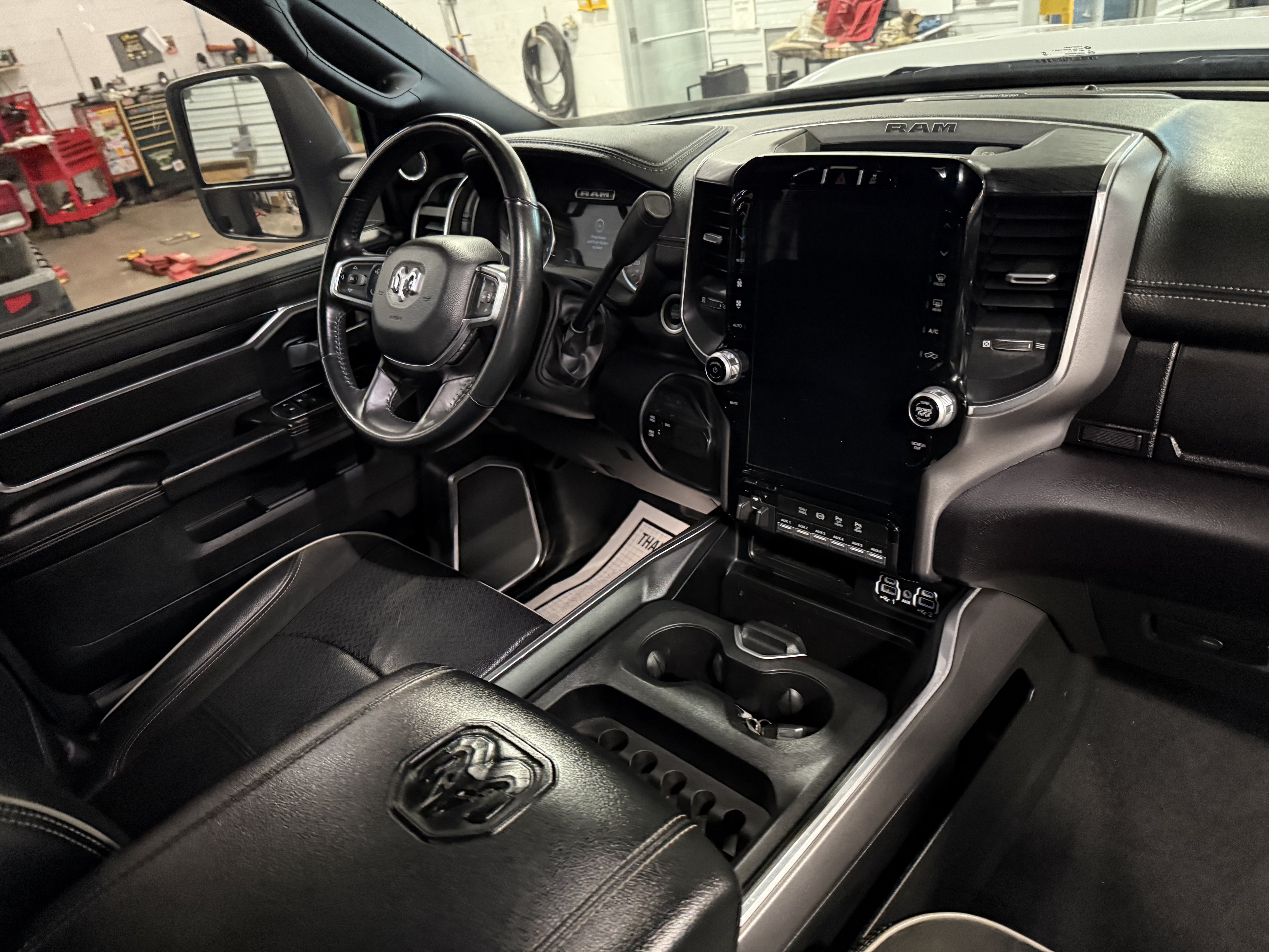 Used 2023 RAM 3500 Laramie AWD/4WD image 13