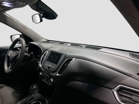 Used 2020 Chevrolet Equinox LT FWD image 26