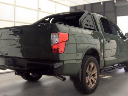 Used 2024 Nissan Titan SV w/ SV Bronze Edition Package AWD/4WD image 2