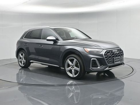 Used 2021 Audi SQ5 Premium w/ Convenience Package AWD/4WD image 22