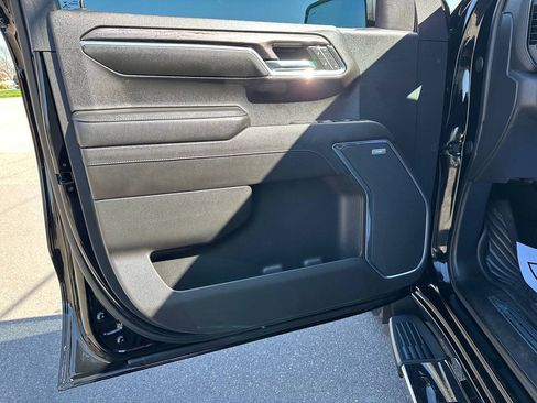 Used 2022 Chevrolet Silverado 1500 LTZ AWD/4WD image 35