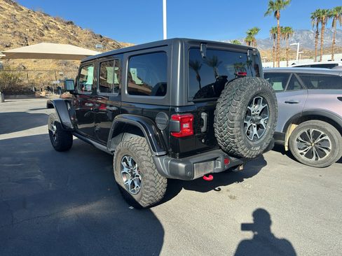 Used 2020 Jeep Wrangler Unlimited Rubicon AWD/4WD image 2