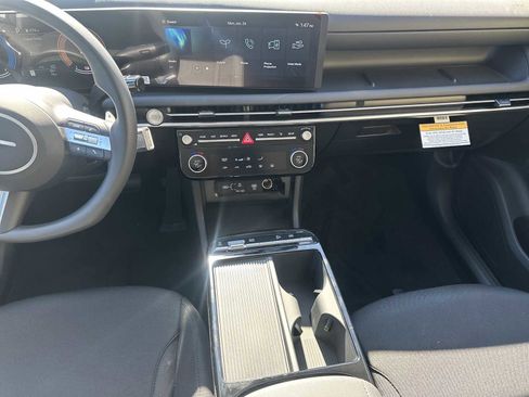 New 2026 Hyundai Tucson Blue SE image 11