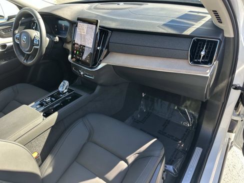 Certified 2025 Volvo XC90 B6 Plus w/ Protection Package Premier image 26