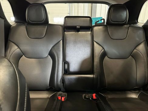 Used 2022 Jeep Cherokee Limited image 29