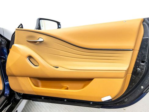 Used 2021 Lexus LC 500 Convertible w/ Touring Package image 21