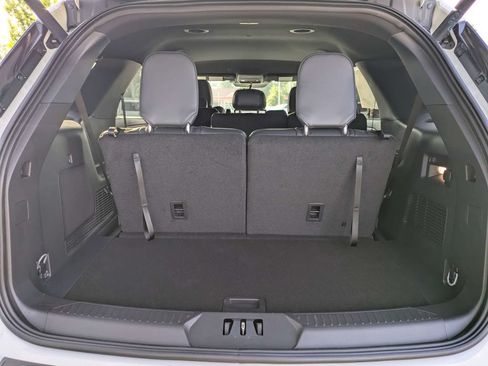 New 2026 Ford Explorer ST-Line RWD image 12