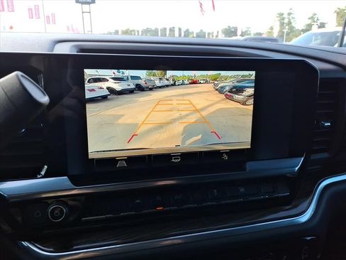 Used 2026 Chevrolet Silverado 1500 LT w/ Texas Edition Plus RWD image 24