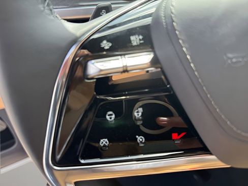 New 2025 Cadillac Escalade IQ Luxury 2 AWD/4WD image 32