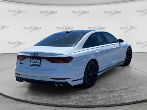 Used 2023 Audi S8 w/ S8 Comfort Plus Package AWD/4WD image 8