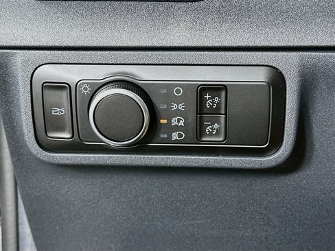 Used 2026 Ford Mustang Premium RWD image 17