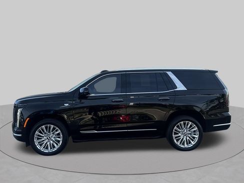 Used 2025 Cadillac Escalade Premium Luxury AWD/4WD image 3