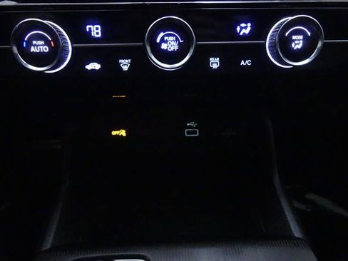 Used 2023 Honda Civic Sport image 12