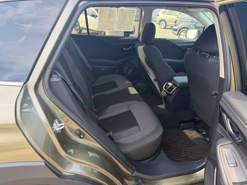 Certified 2025 Subaru Outback Premium AWD/4WD image 10