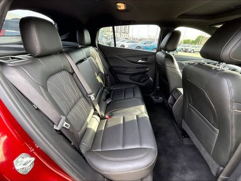 Used 2025 Buick Envista Avenir FWD image 26