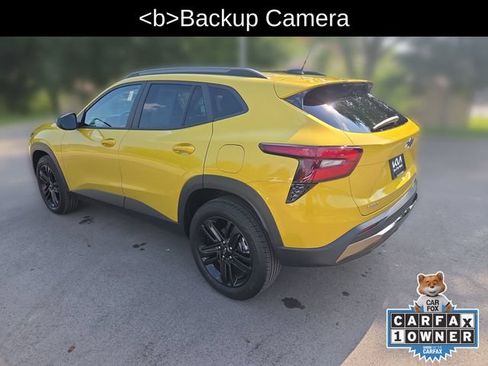 Used 2025 Chevrolet Trax ACTIV FWD image 3