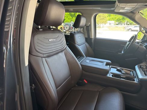 Certified 2025 Ford Expedition Platinum w/ Platinum Ultimate Package AWD/4WD image 23