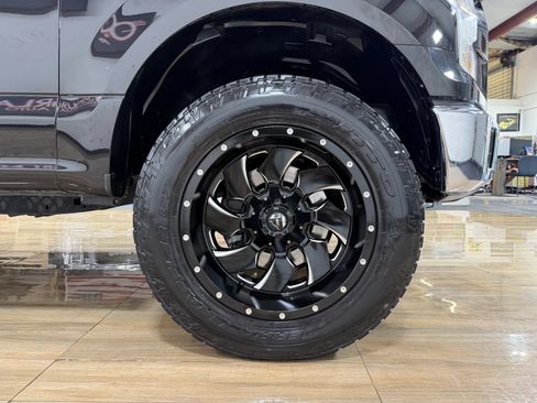 Used 2015 Ford F150 XLT AWD/4WD image 4