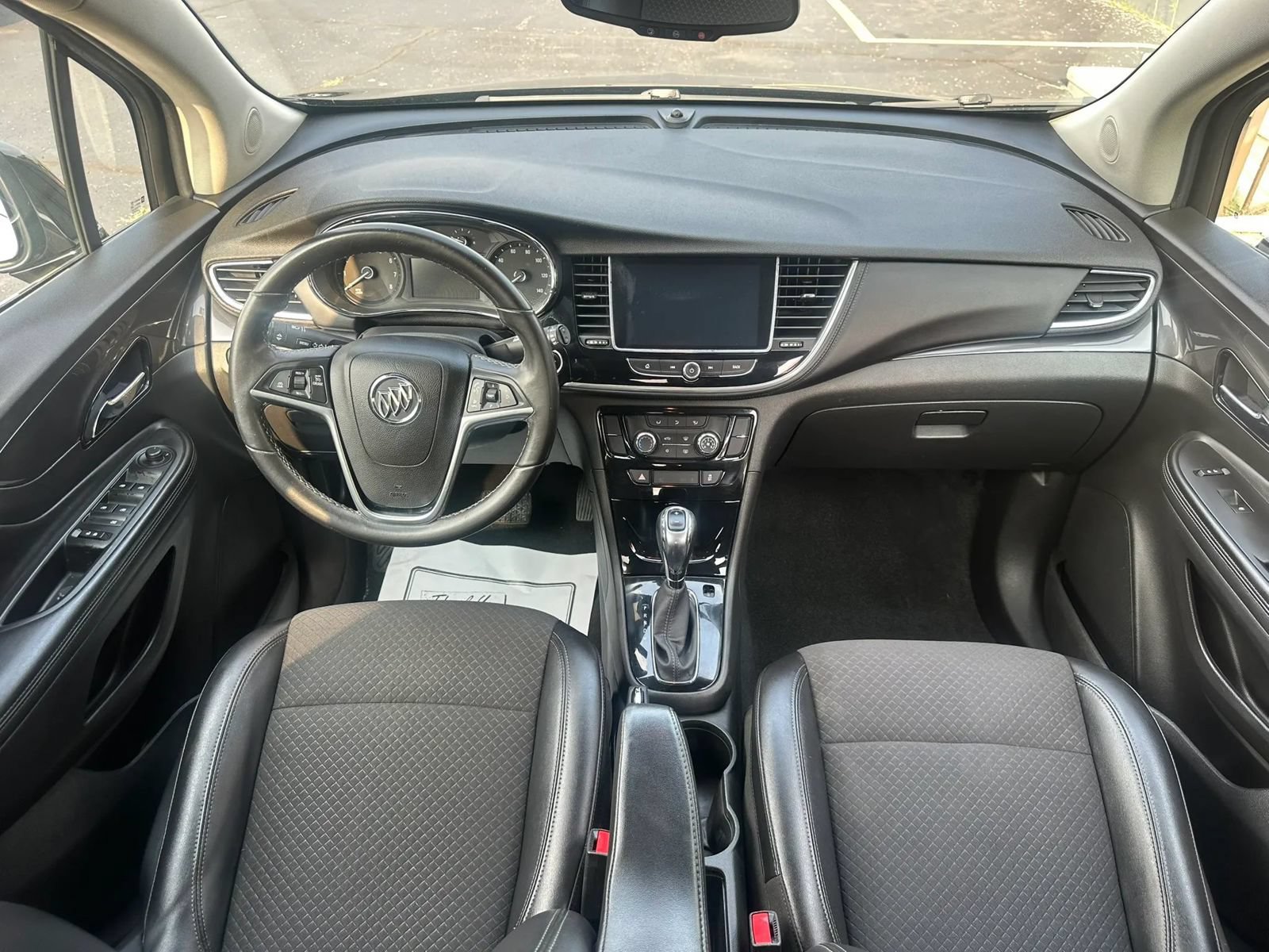 Used 2019 Buick Encore Preferred AWD/4WD image 17