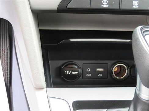 Used 2018 Hyundai Elantra SEL image 24