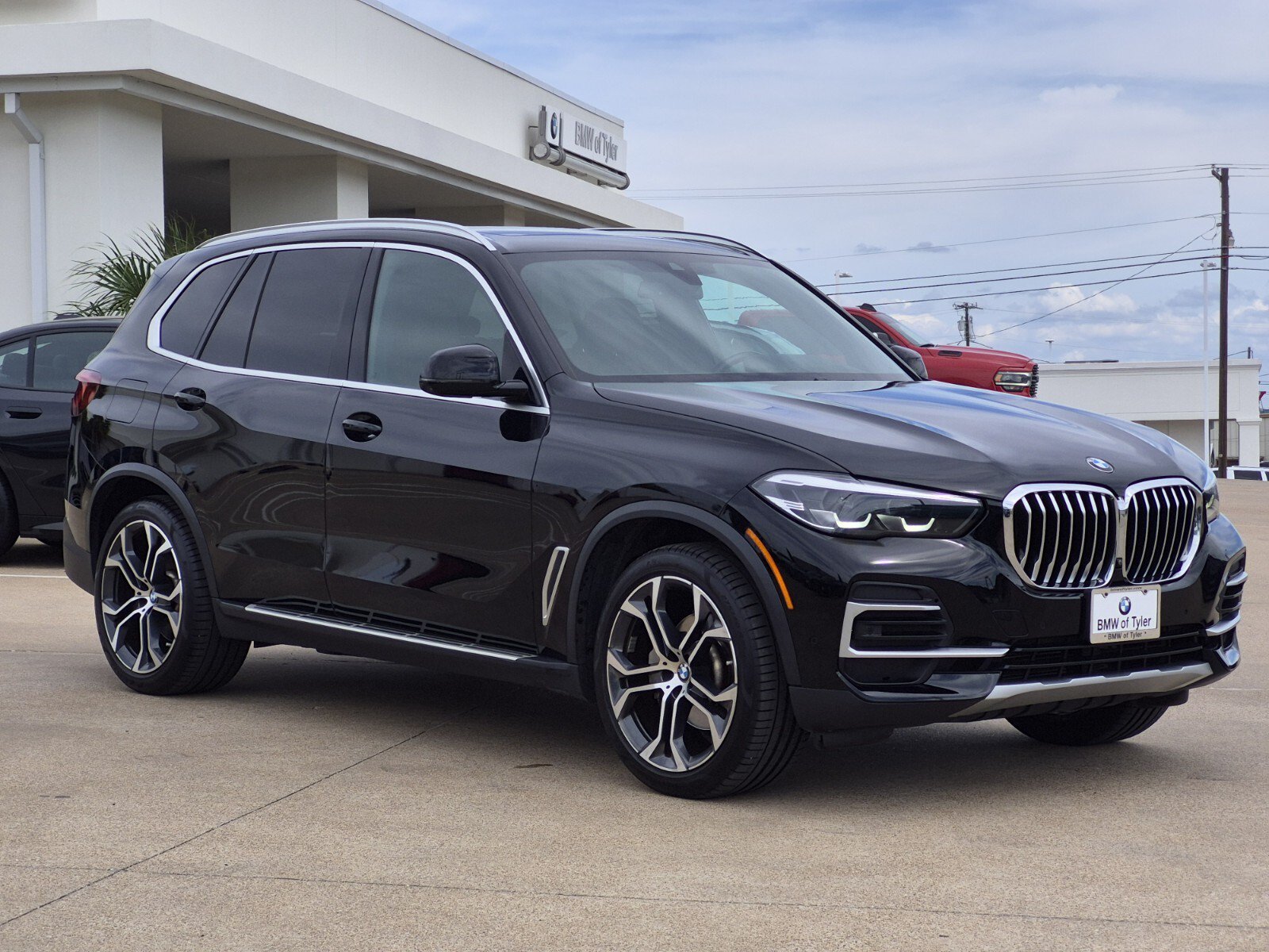 Certified 2023 BMW X5 sDrive40i w/ Premium Package RWD image 3