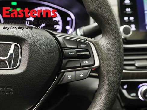 Used 2019 Honda Accord EX image 16